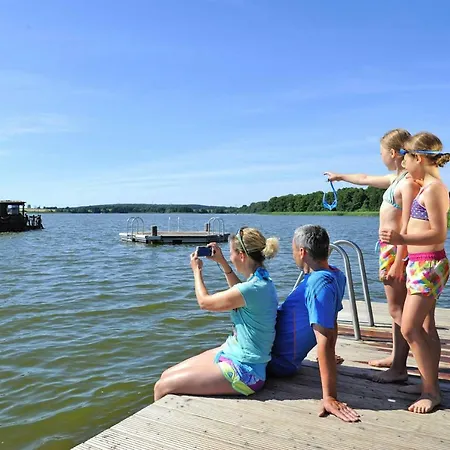 Ferienhaus Holiday And Camping Park Havelberge Am Woblitzsee - Dms021048-mya Userin